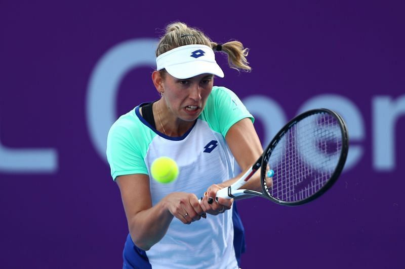 Na tej tekmi naj bi zmagala Elise Mertens