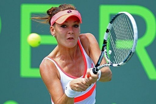 Agnieszka Radwanska vracia záber Magdalene Rybarikovej, 23. marca 2013 v Key Biscayne na Floride