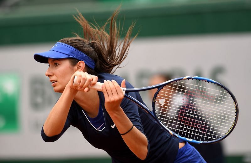 Oceane Dodin má na svém domácím Slamu rekord 1-4.