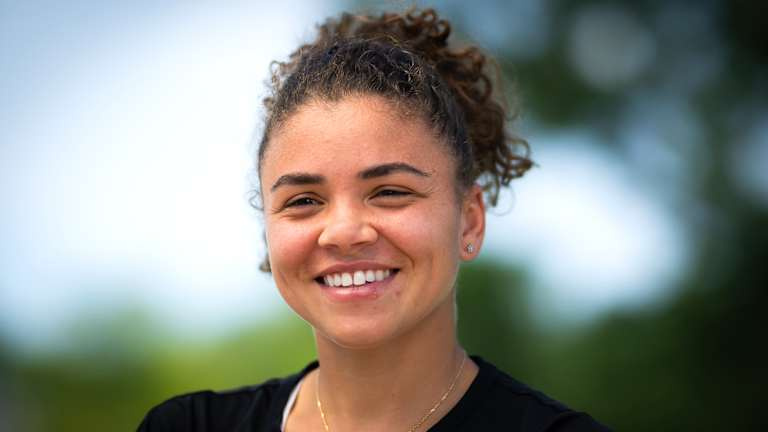Paolini a atteint ses deux premières finales du Grand Chelem cette année à Roland Garros et Wimbledon, l'une des deux seules femmes à atteindre plusieurs finales du Grand Chelem cette année, aux côtés de Sabalenka.