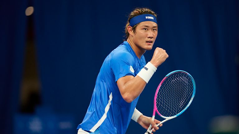 Como Shang,"ZZZ" had been 0-2 in his prior tour-level semifinals.