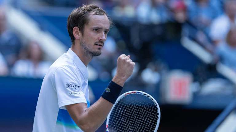Даниил Медведев достигна финала на Australian Open 2024.
