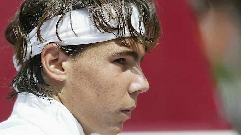 Nadal și-a câștigat debutul la nivel de tur la 15 ani în 2002, potrivit la Mallorca.