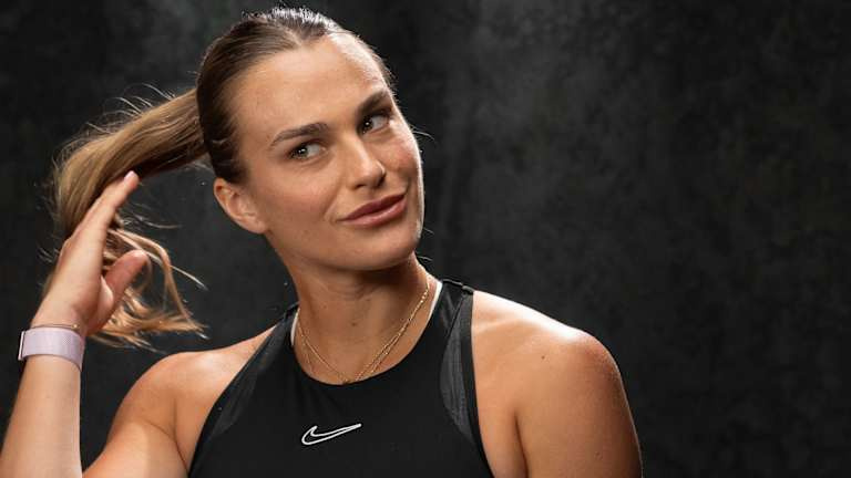 Aryna Sabalenka pendant Tennis Channel's "Open" shoot at Indian Wells