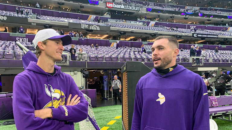 Smith este o selecție de șase ori la Pro Bowl.
