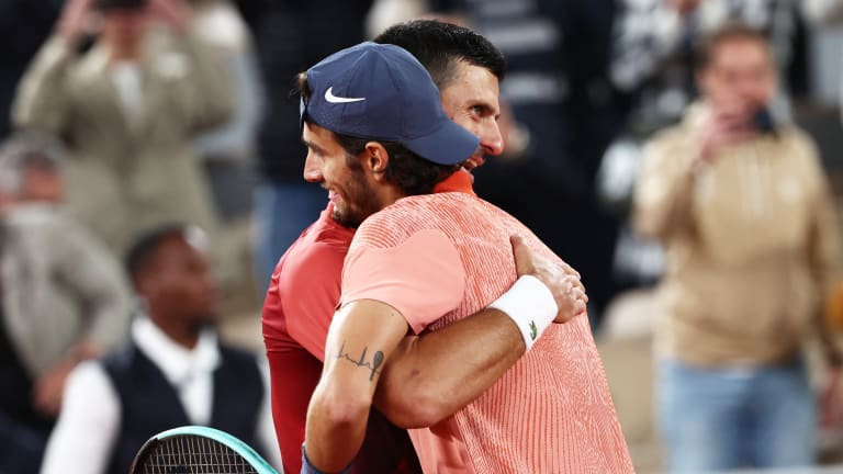 'J'ai mes opinions', a déclaré Djokovic à un groupe de presse de fin de soirée, 'mais je pense qu'il y a de grandes choses à dire dans ce match d'aujourd'hui. Lorenzo et mes performances se démarquent, donc je ne veux pas parler de calendrier.