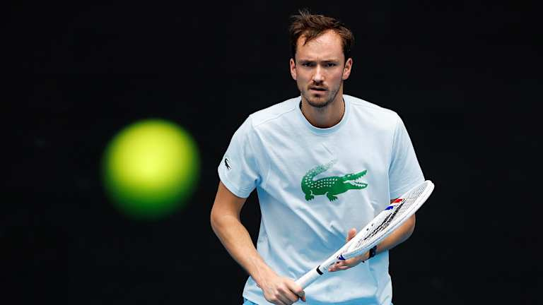Medvedev disputou a final em Melbourne Park três dos últimos quatro anos, mas ainda não conseguiu vencer.