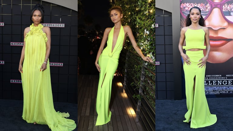 Ayan Broomfield (po lewej), Zendaya i Zuri Hall kołyszą żółtą piłką tenisową na premierze Challengers.