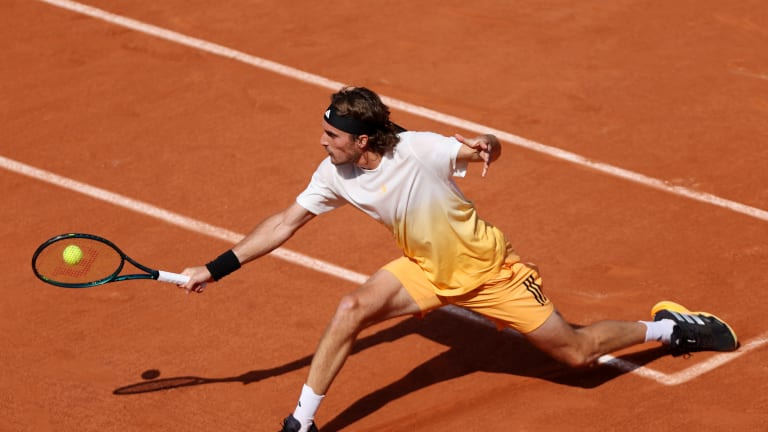 O finalista de Roland Garros de 2021, Tsitsipas, quer se recuperar após eliminações precoces em Madri e Roma.