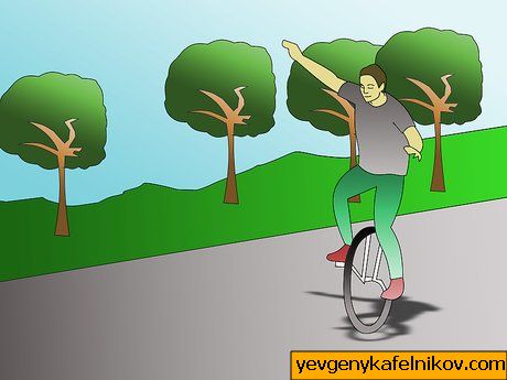 Obrázek s názvem Ride and Mount a Unicycle Intro