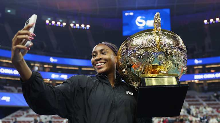 Avec son titre à Pékin, Gauff a remporté chacune de ses sept premières finales WTA sur terrain dur, une première dans l'ère ouverte.