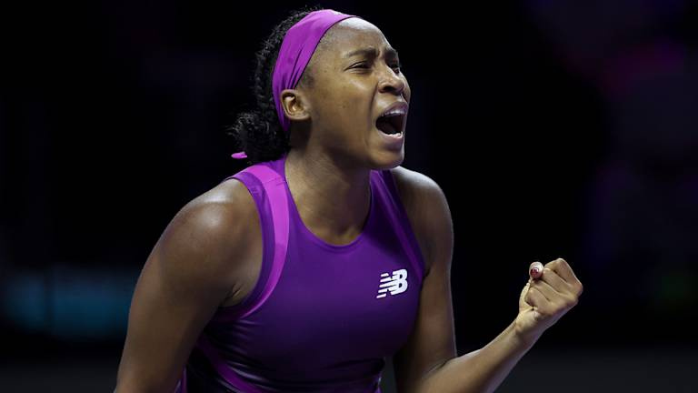 ガウフは、セットを落とすことなく、決勝に進む途中でイガ・シフィアテクとアリーナ・サバレンカを破った。